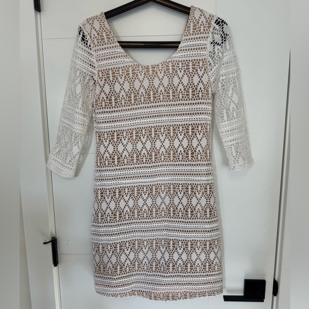 Goldie London White Lace Crochet Dress M/L Boho Chic Semi‎ Sheer Lined Festival